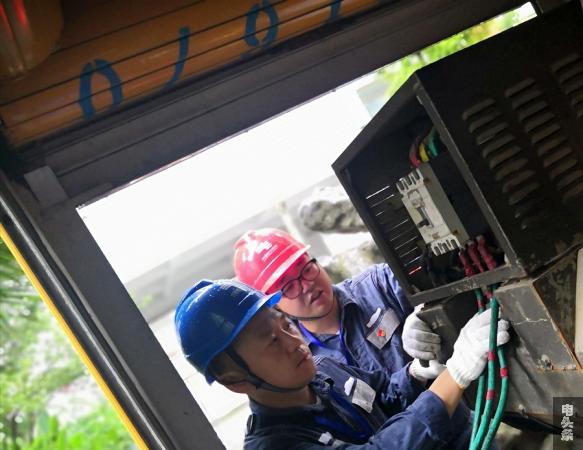 高考前再次检查发电机情况