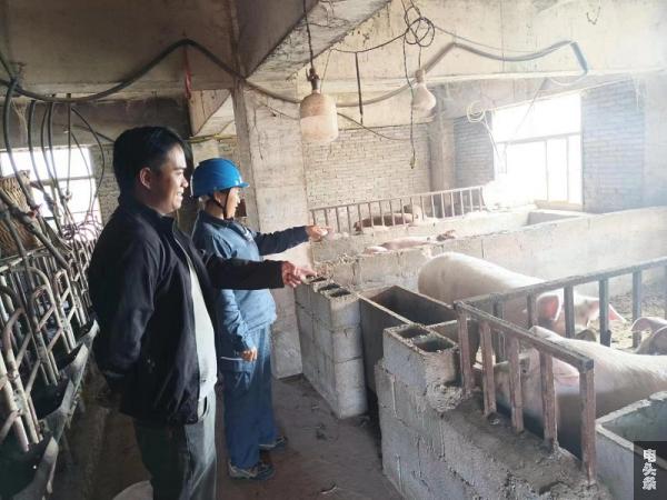 现场走访（李彬摄）