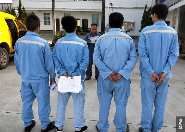 景罕供电所以“实践”促“实练”